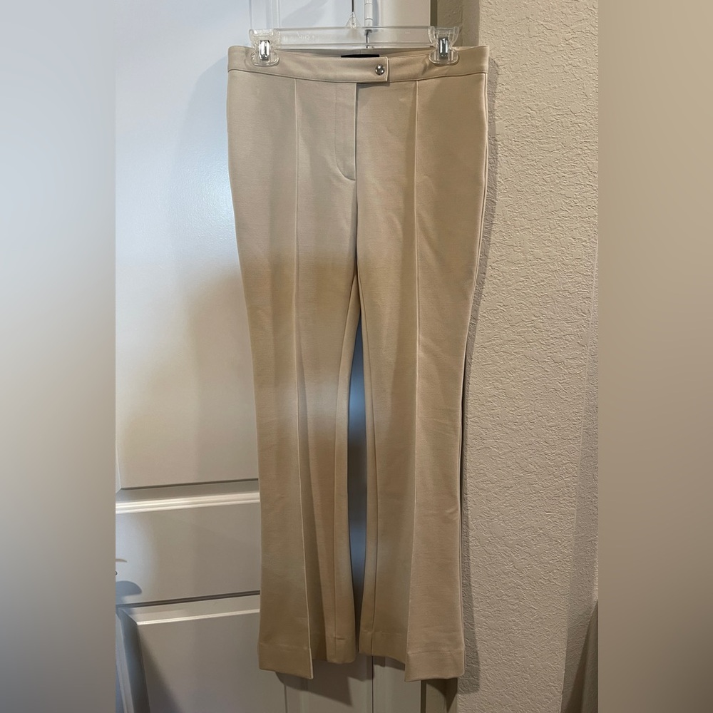 Barbara Bui Beige Pleated Trousers w/ front zip & snap detail. Classic Style 40